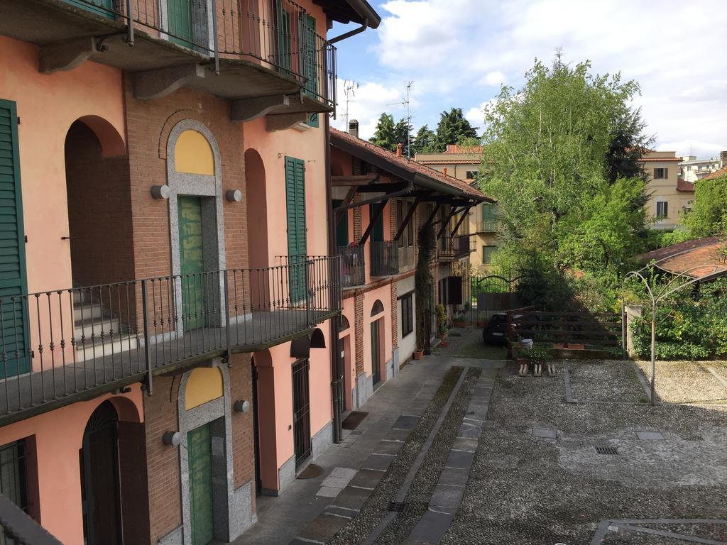 Soggiorno In Centro Storico Vimercate Δωμάτιο φωτογραφία
